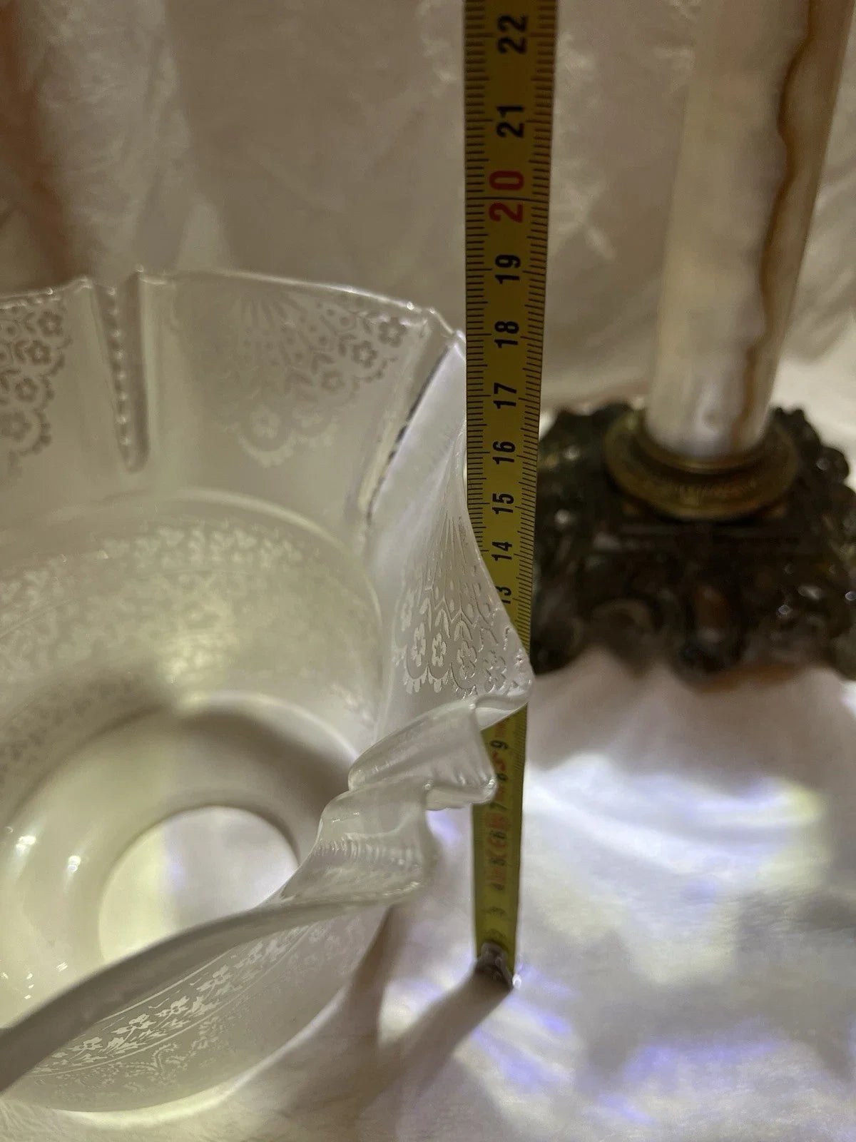Lampe à pétrole ancienne