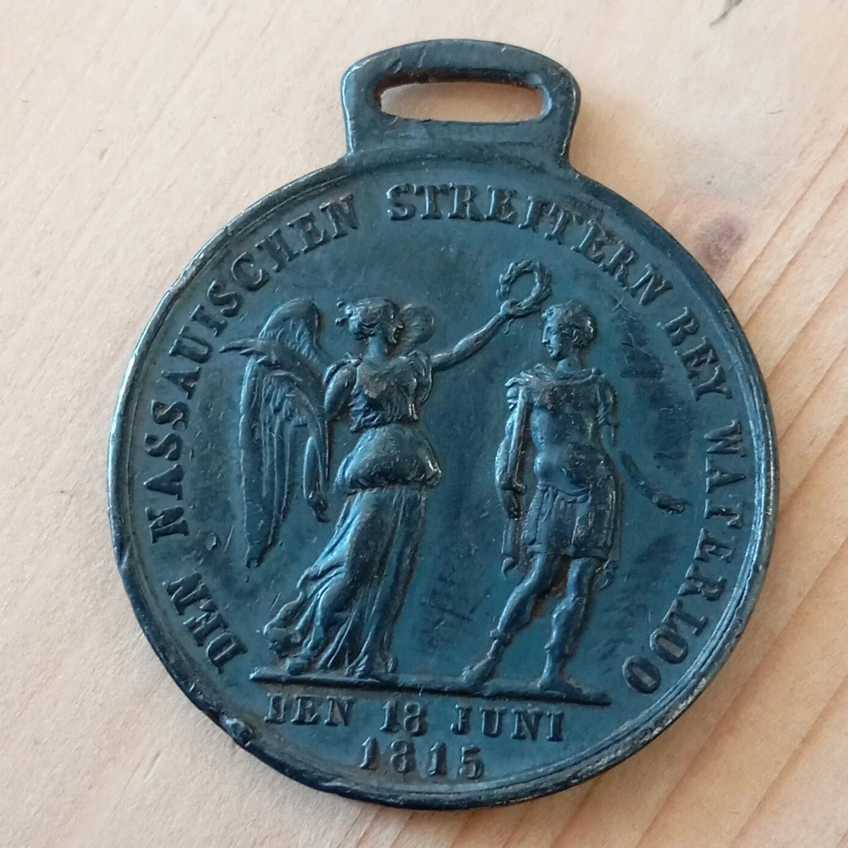 HAY15052026 (REFB1) Médaille commémorative bataille WATERLOO 1865 medal