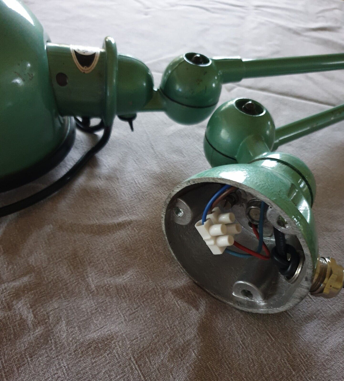 Lampe jielde 2 bras liseuse