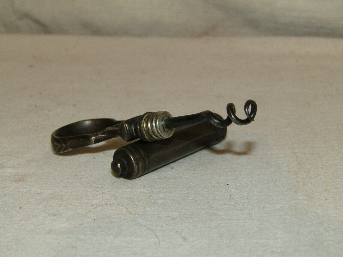 Ancien tire bouchon de voyage