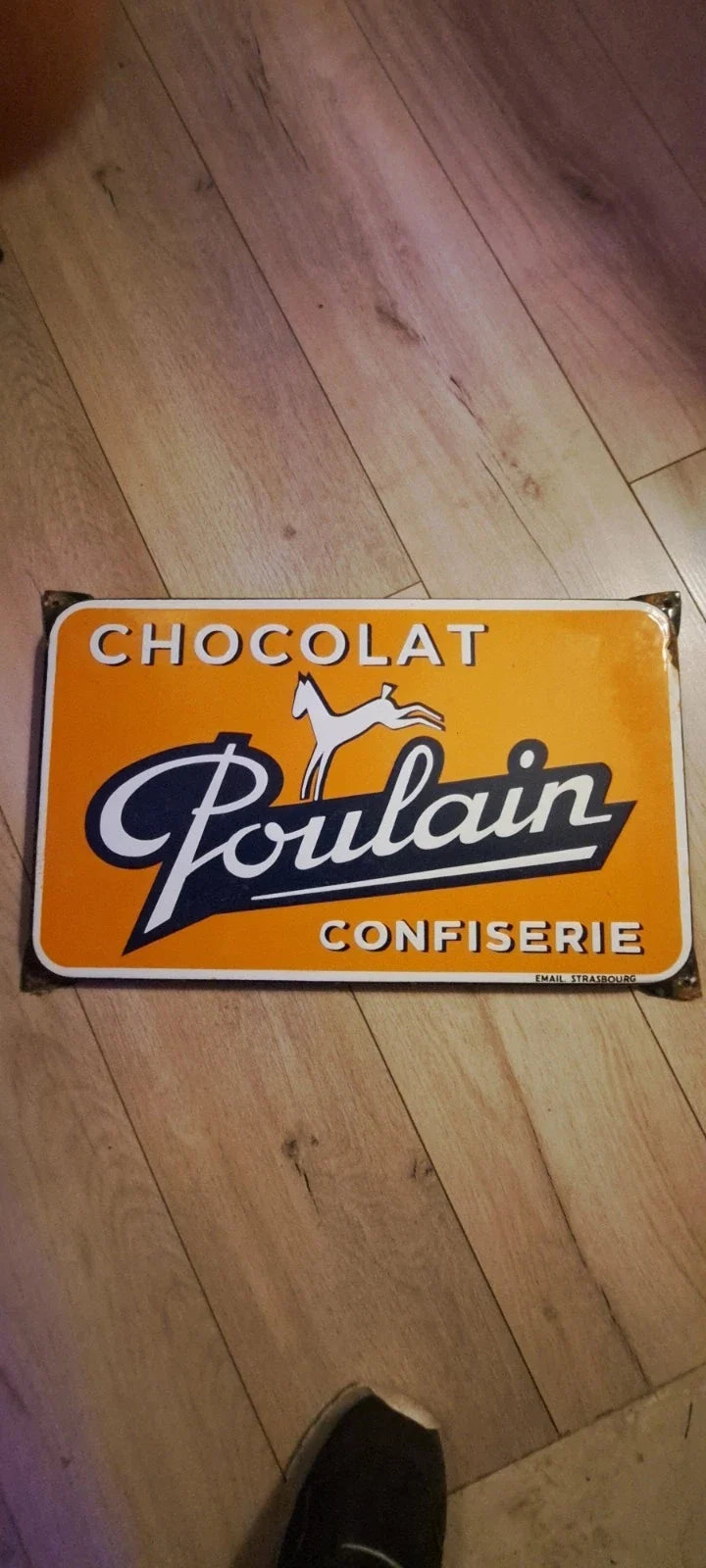 Plaque émaillée publicitaire ancienne chocolat poulain