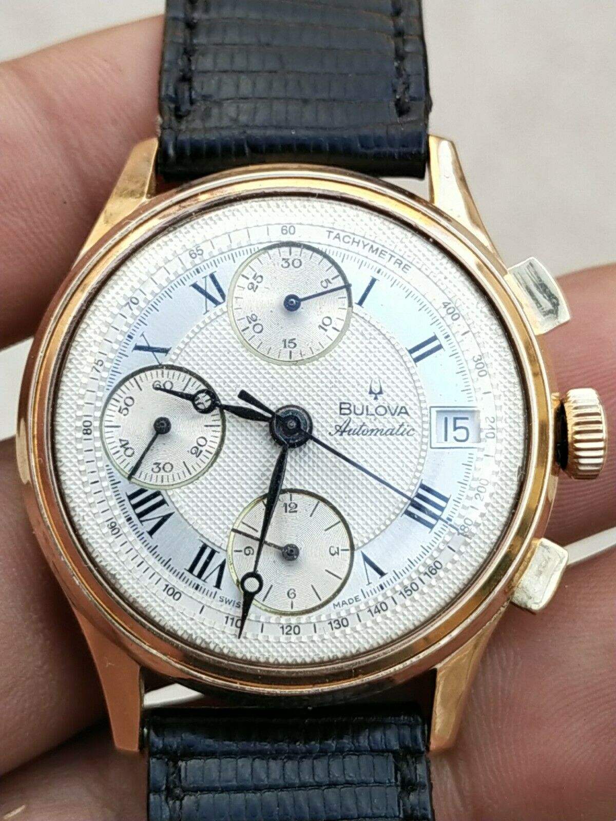 Montre vintage bulova cronograph automatic or18k