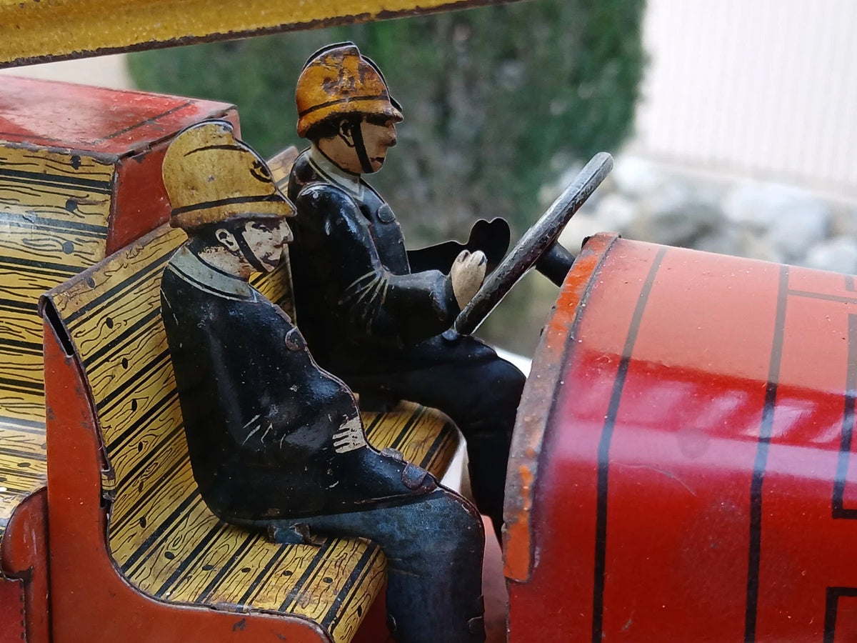 JEP POMPIER DELAHAYE AVEC SES 2 POMPIERS NO CR CIJ JOUET CITROEN JOUET ANCIEN