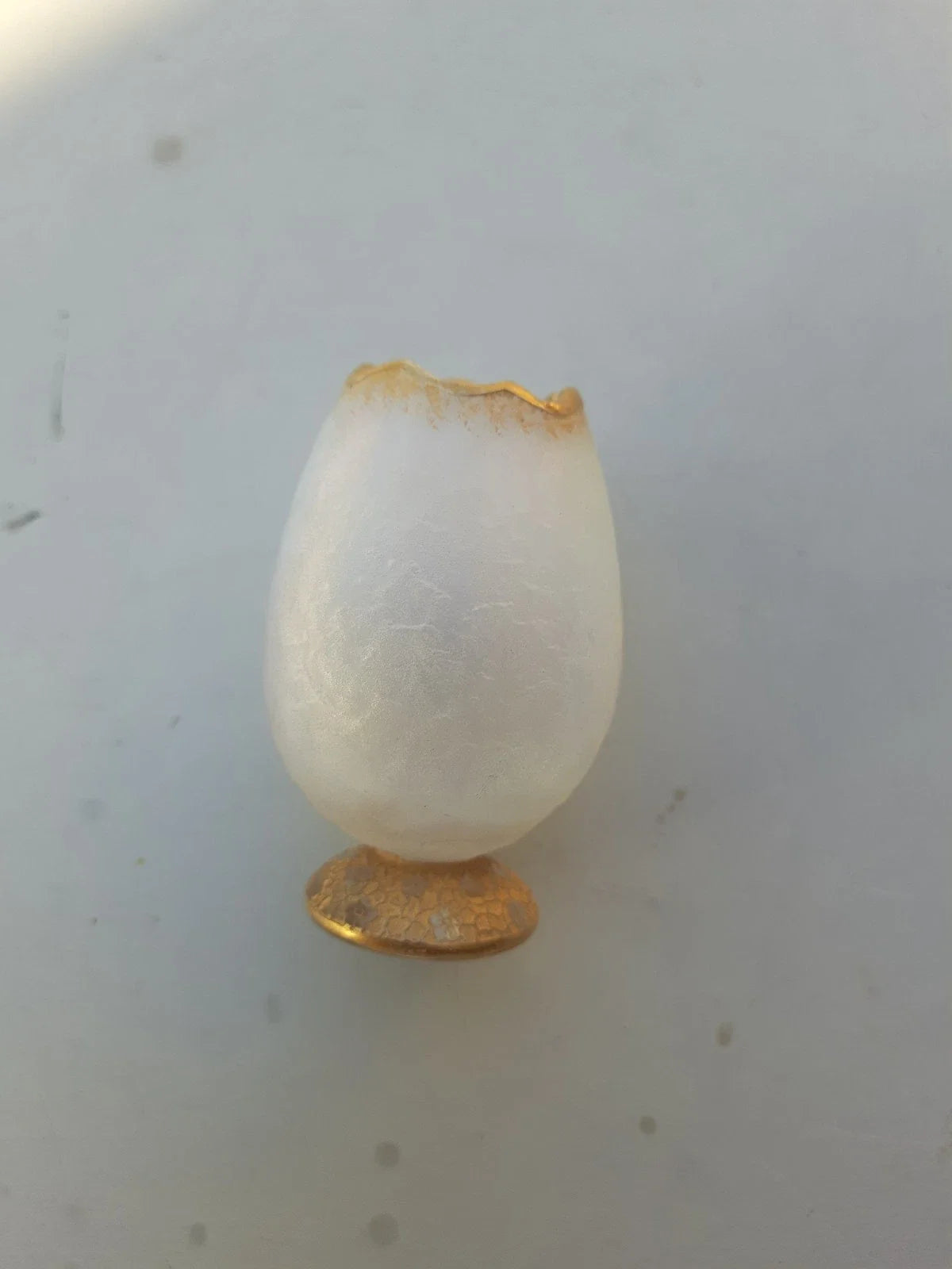 Rare Ancien Petit Vase Daum Nancy Gardeuse D Oies Verre Givré. Bordé D Or.