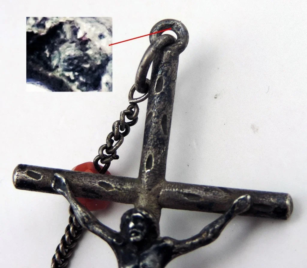 Ancien gros Chapelet en perles de corail facettées et argent massif poids 36 G
