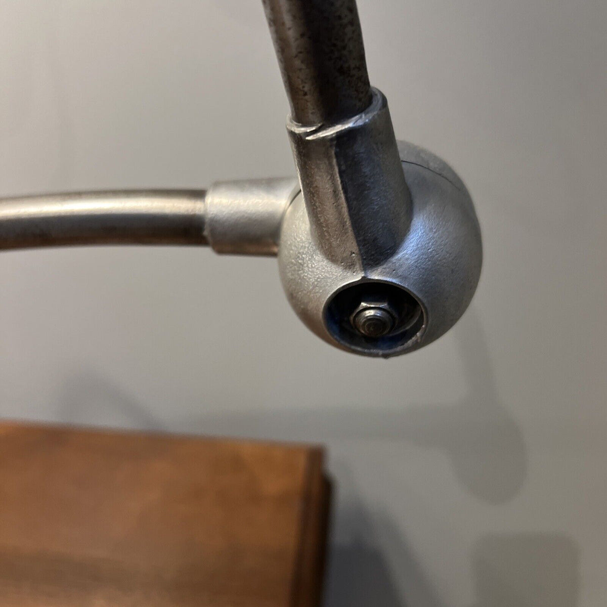 Lampe jielde 2 bras cintrés