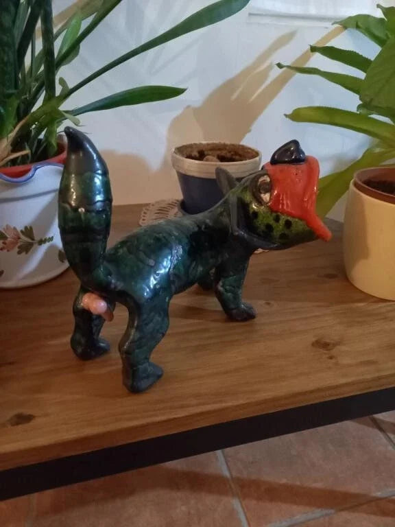 Sculpture Grès émaillé de Jacky COVILLE intituléé Un petit chat vert