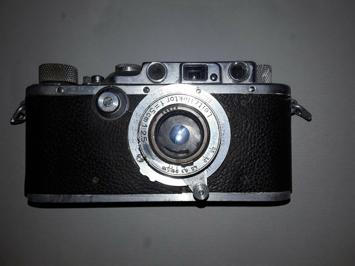 Vieil appareil photographique leica