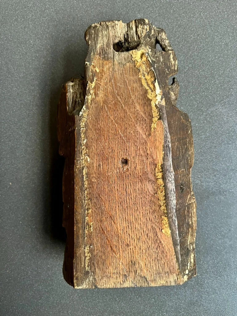 Petit groupe en bois sculpté haute époque XVIème