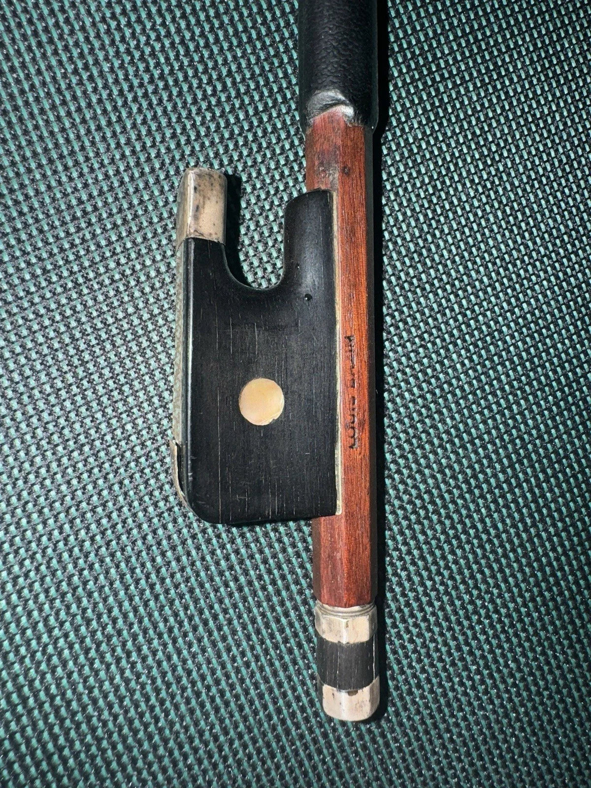 Archet de violoncelle louis bazin