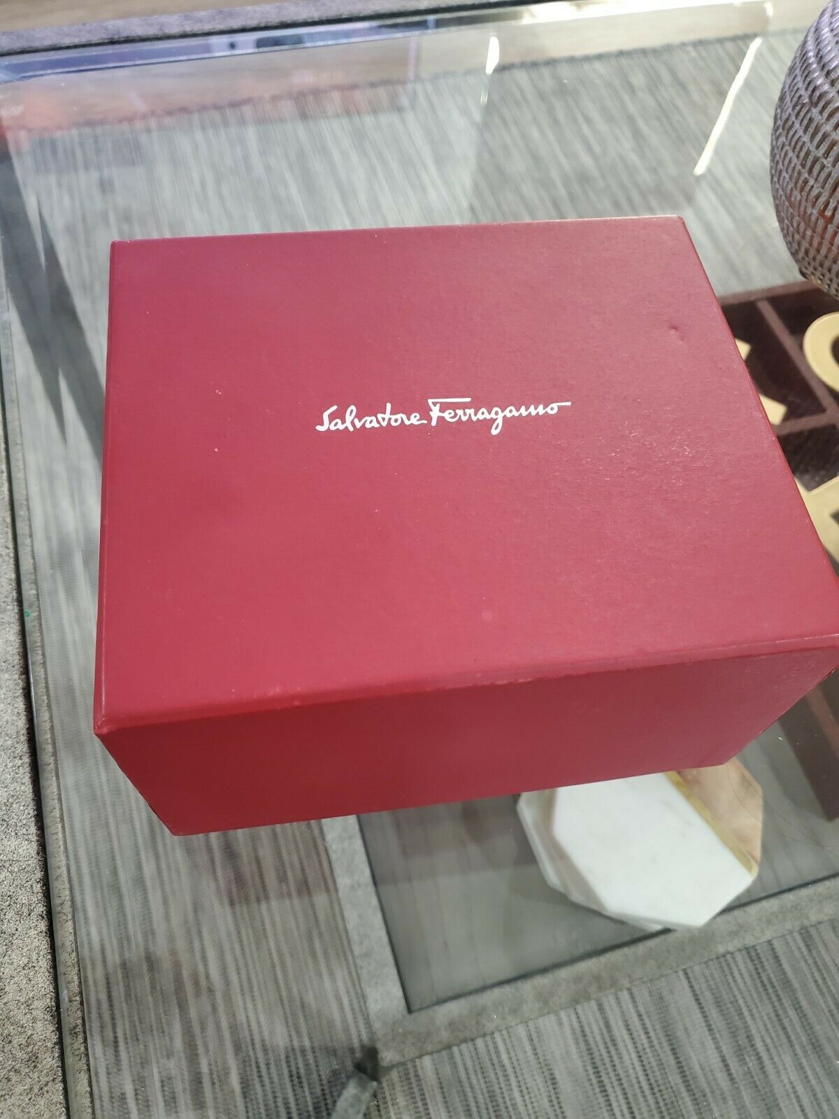 Montre ferragamo en acier inoxydable de 1898 pour hommes.