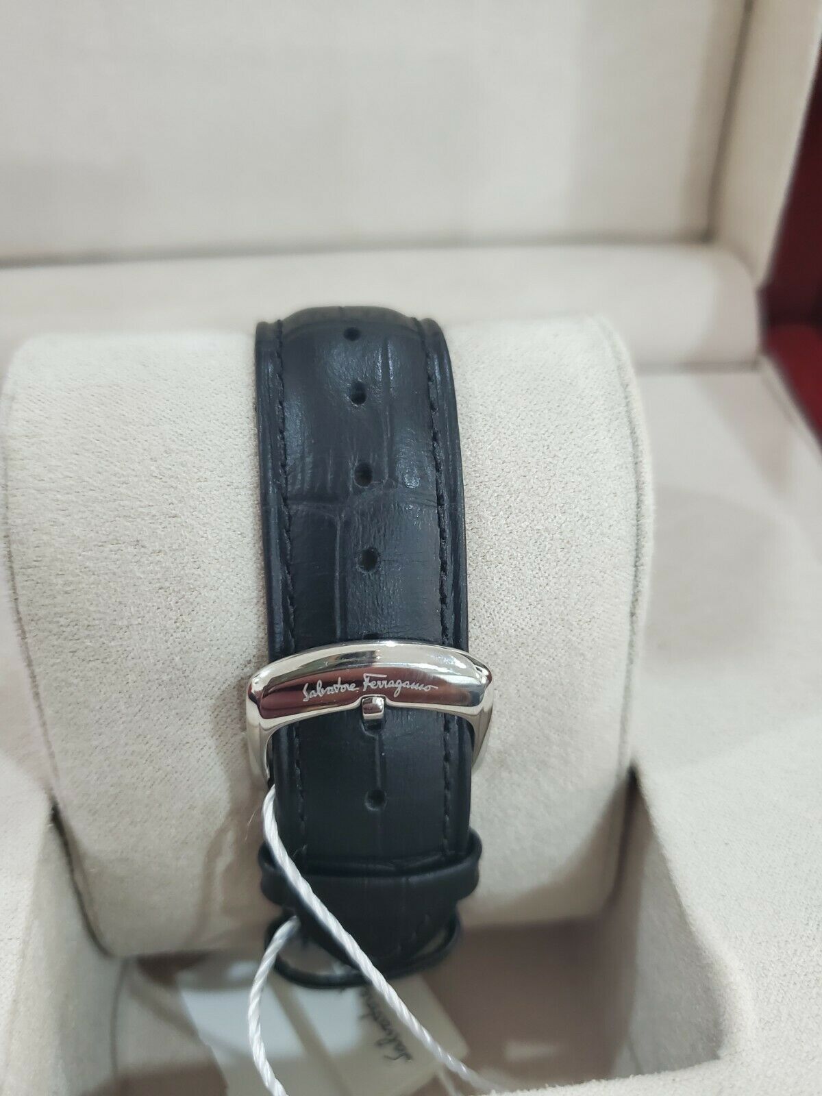 Salvatore Ferragamo Homme FF3970014 Acier Inoxydable 1898 date swiss watch