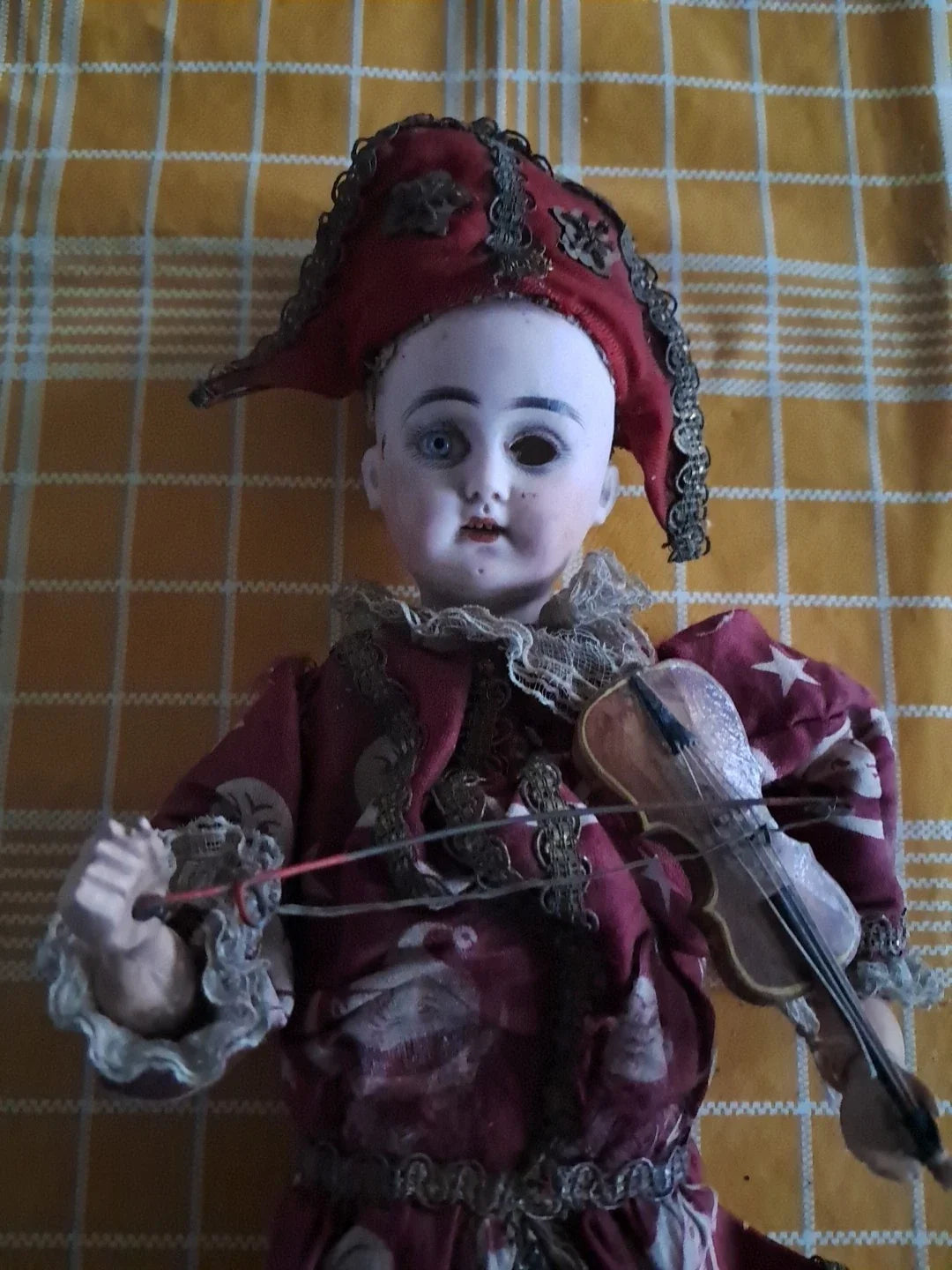 Poupee Automate, Musical. Tete Porcelaine Ancien