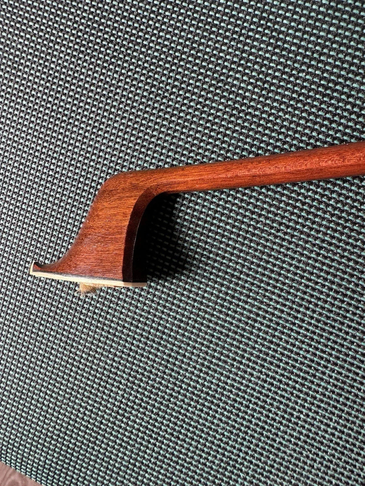 Archet de violoncelle louis bazin