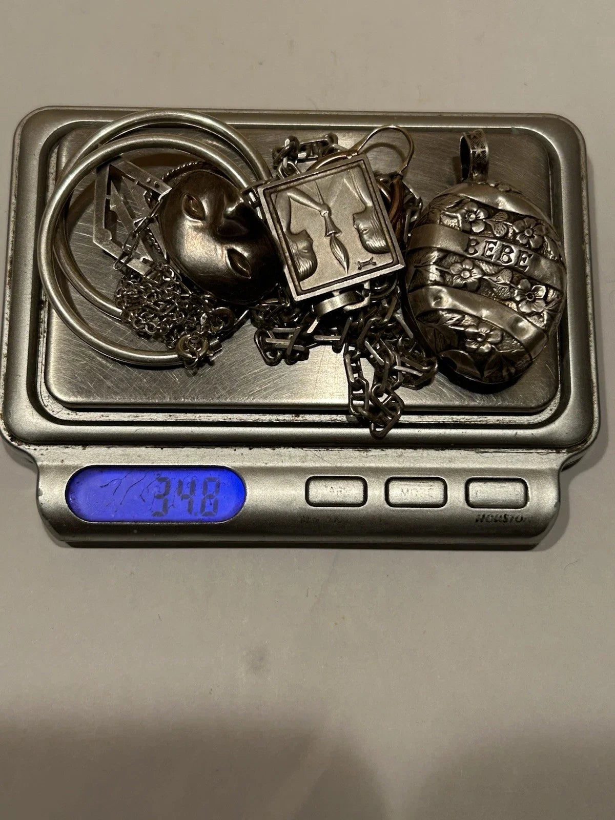 Lots de bijoux anciens en or 18 k et argent massif