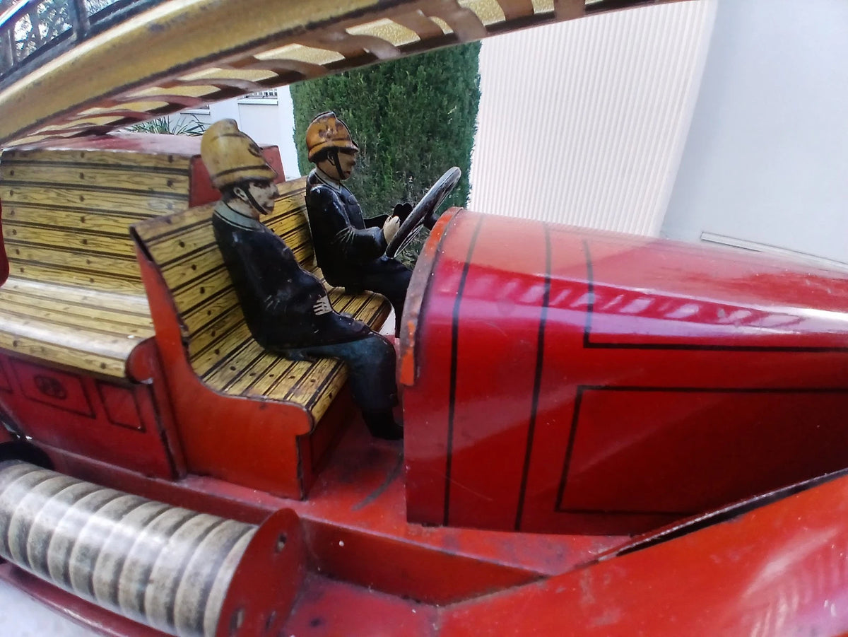 JEP POMPIER DELAHAYE AVEC SES 2 POMPIERS NO CR CIJ JOUET CITROEN JOUET ANCIEN