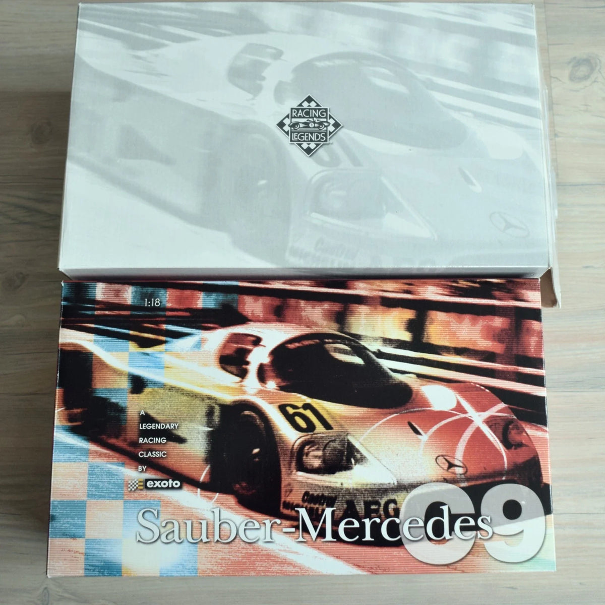Lot de 4 voitures de sport Exoto Porsche,Jaguar,,Mercedes Benz
