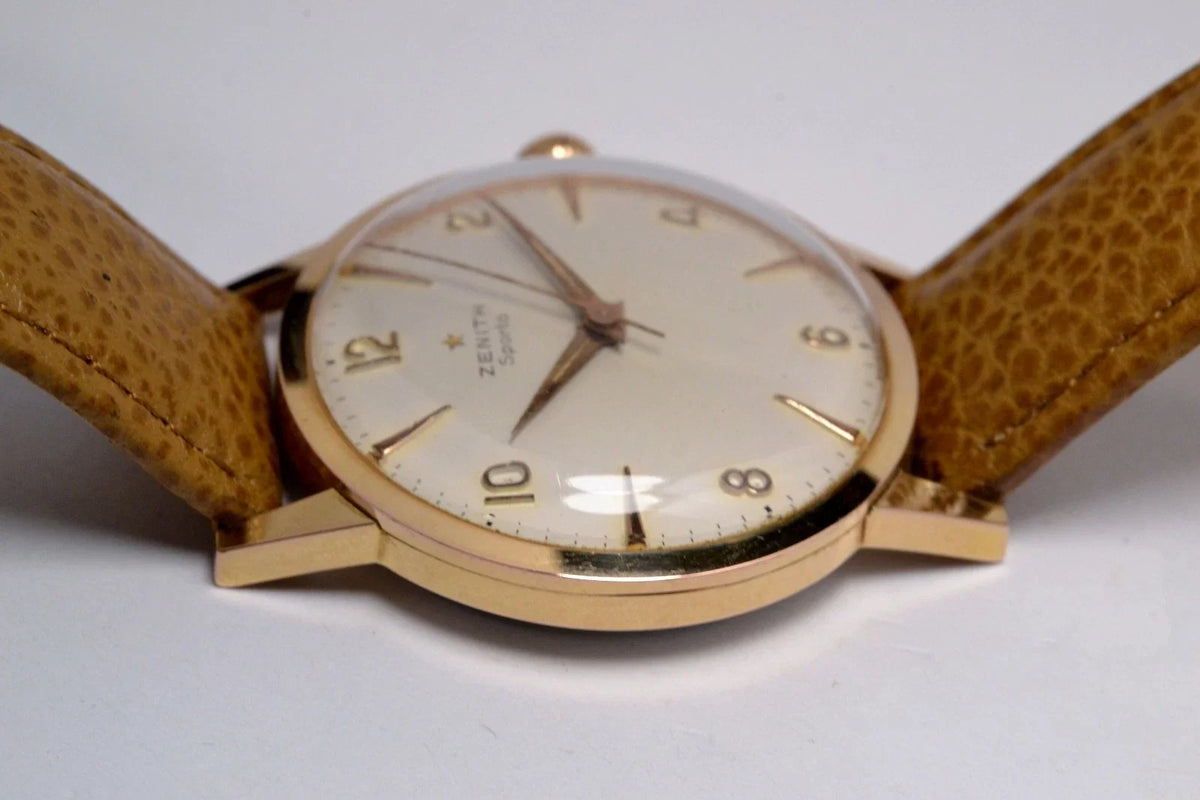 MONTRE ZENITH SPORTO PLOR PROCHE DU NEUF VINTAGE 1960 SWISS WATCH
