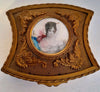 Ancienne boîte à bijoux capitonnée bronze ou laiton médaillon signé peinture