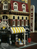 Lego 10182 CAFE CORNER Hôtel   très rare avec de recette