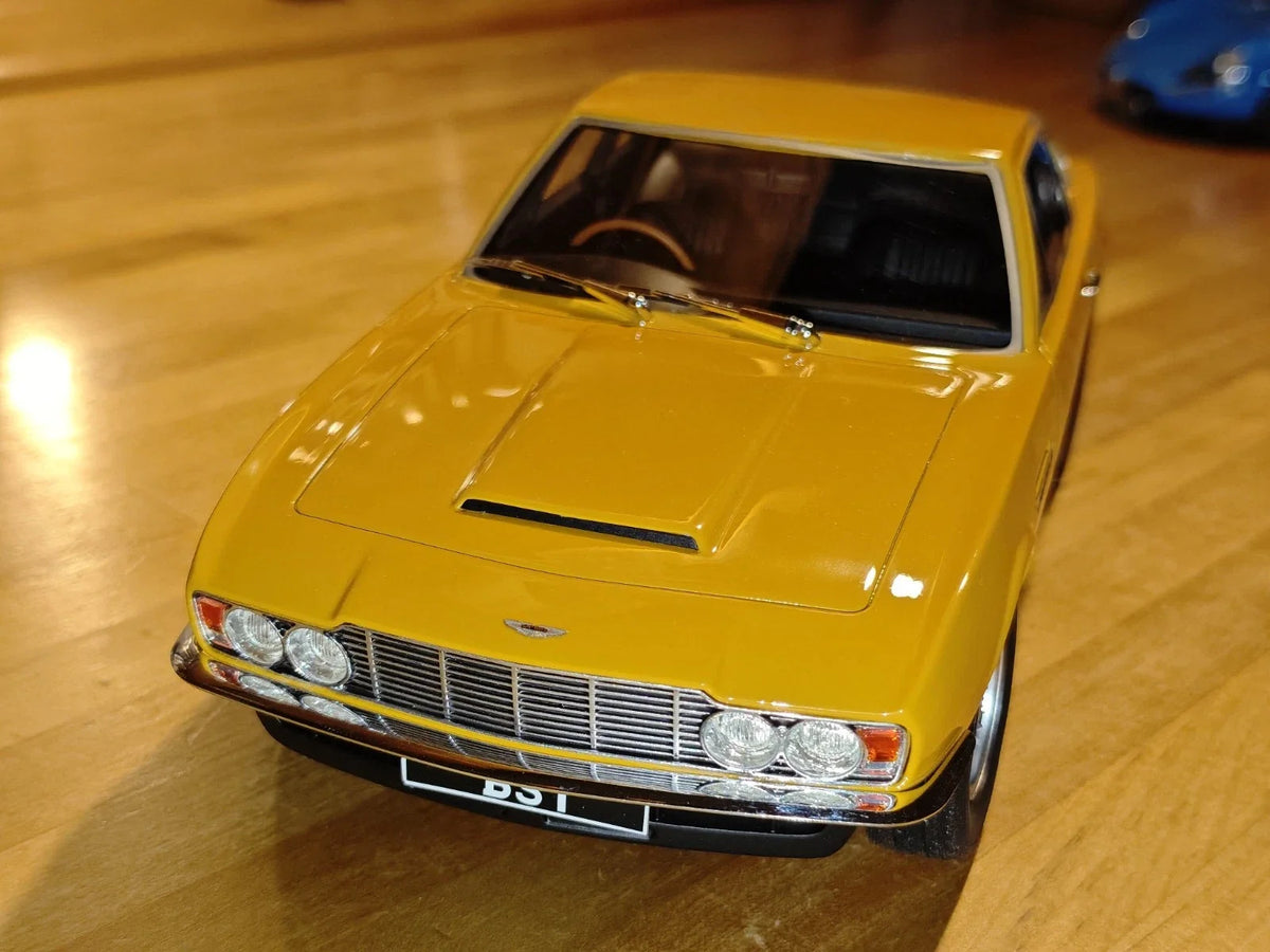 rare Aston Martin DBS de 1971