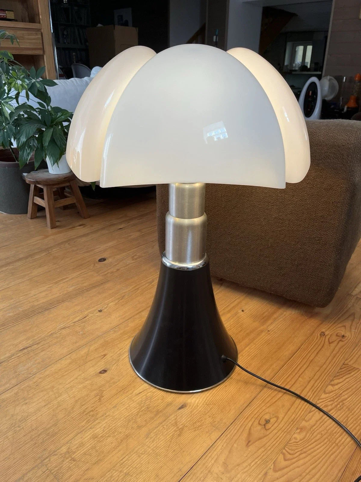 Lampe grand modèle 620 Pipistrello Gae Aulenti - Martinelli Luce