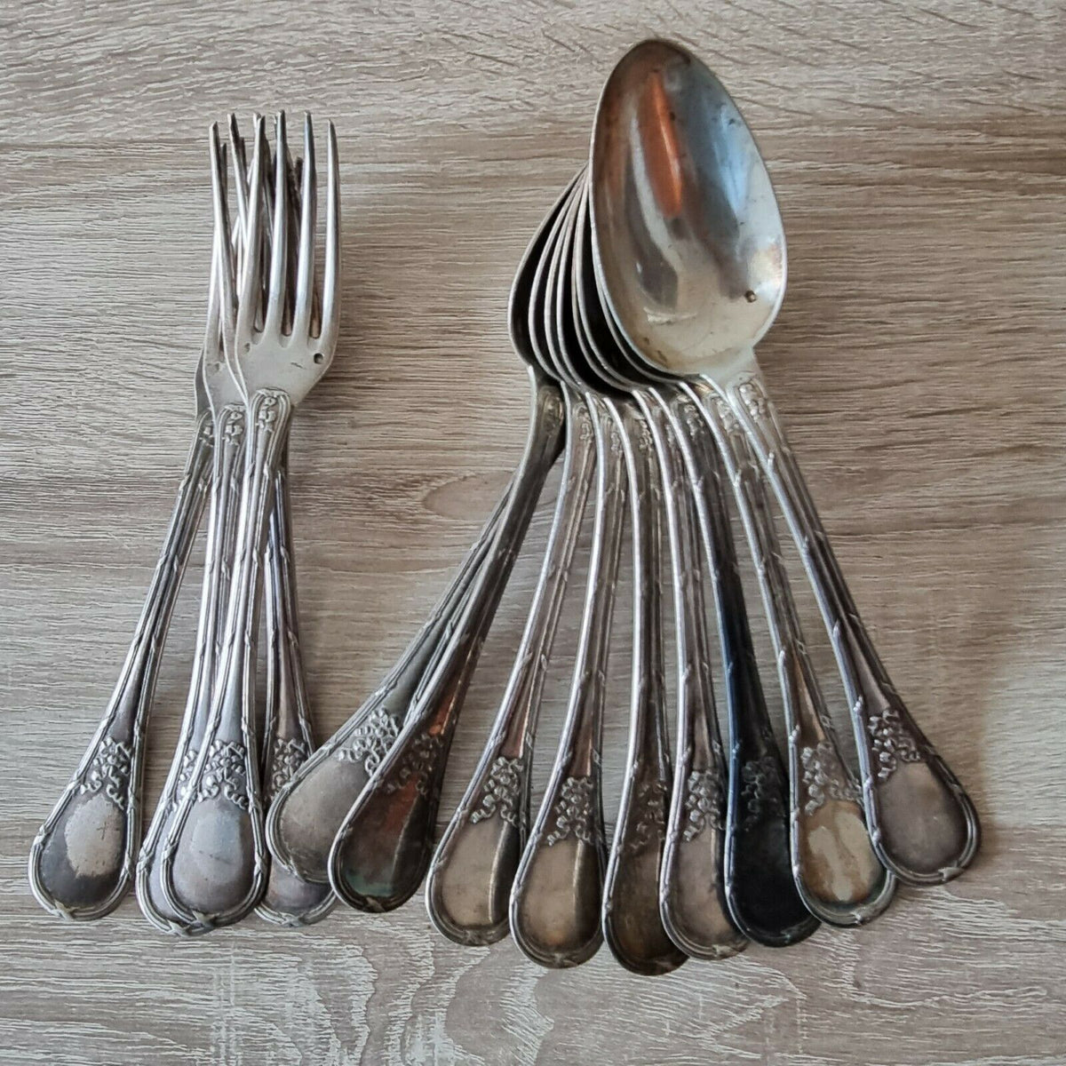 Lot de couverts en argent massif minerve