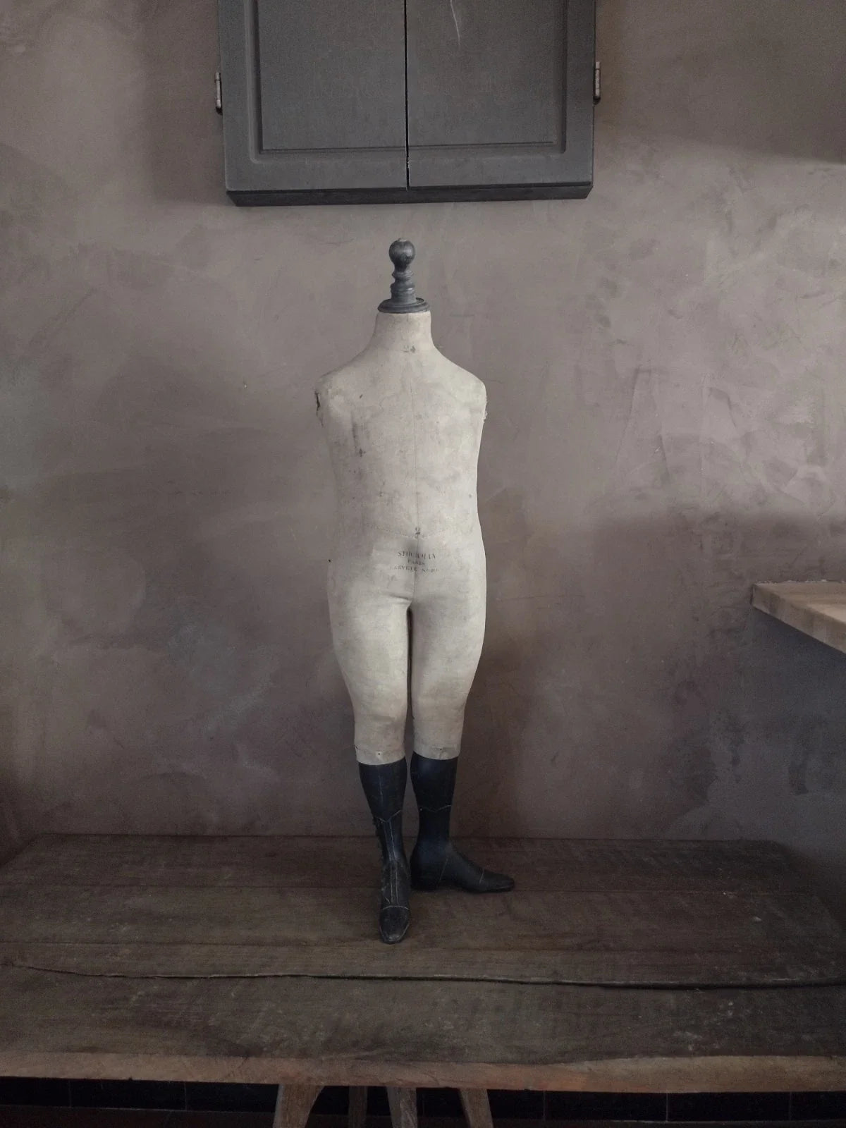 Ancien mannequin enfant Stockman. Rare Buste De Vitrine