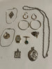 Lots de bijoux anciens en or 18 k et argent massif