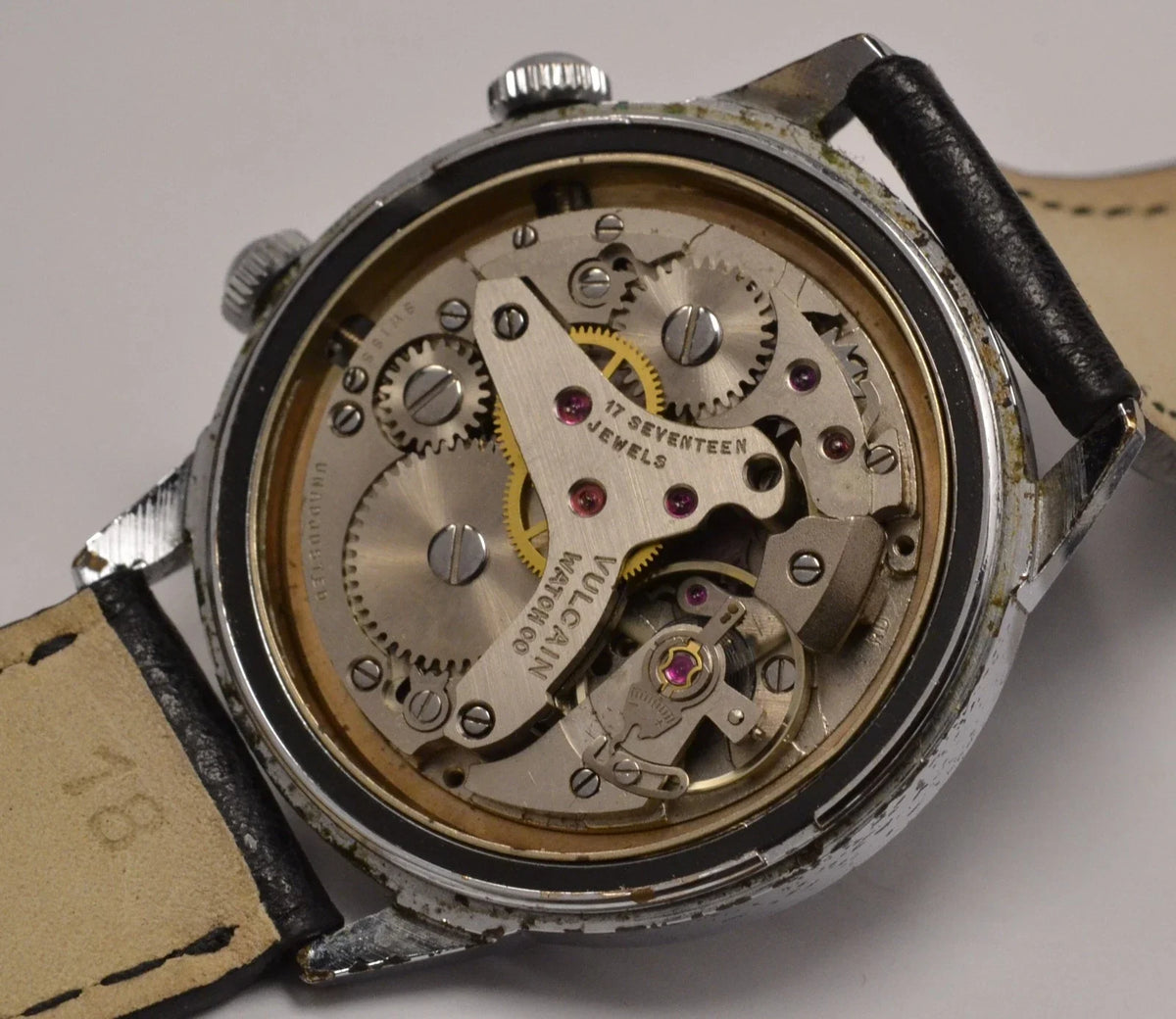 MONTRE VULCAIN ALARM VINTAGE REVEIL 1960 SWISS WATCH