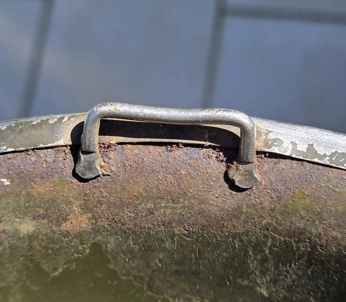 Casque US M1 ww2 de sergent à pattes fixes