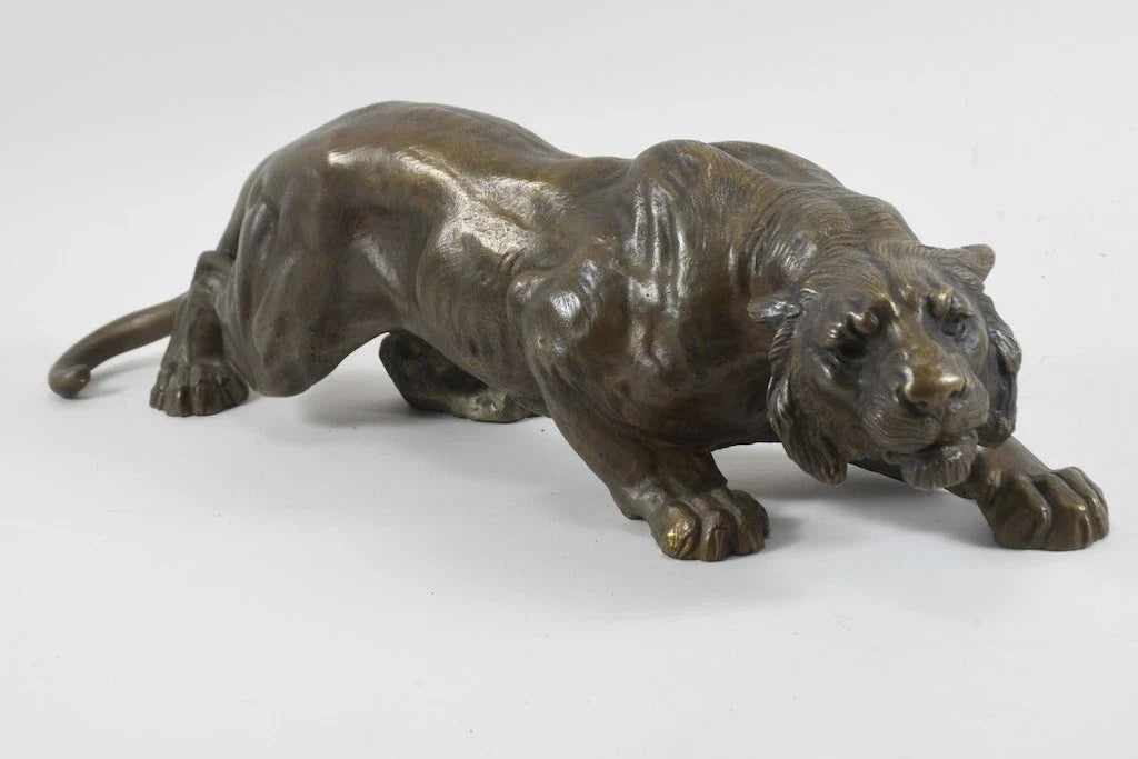Statuette en bronze tigre rampant