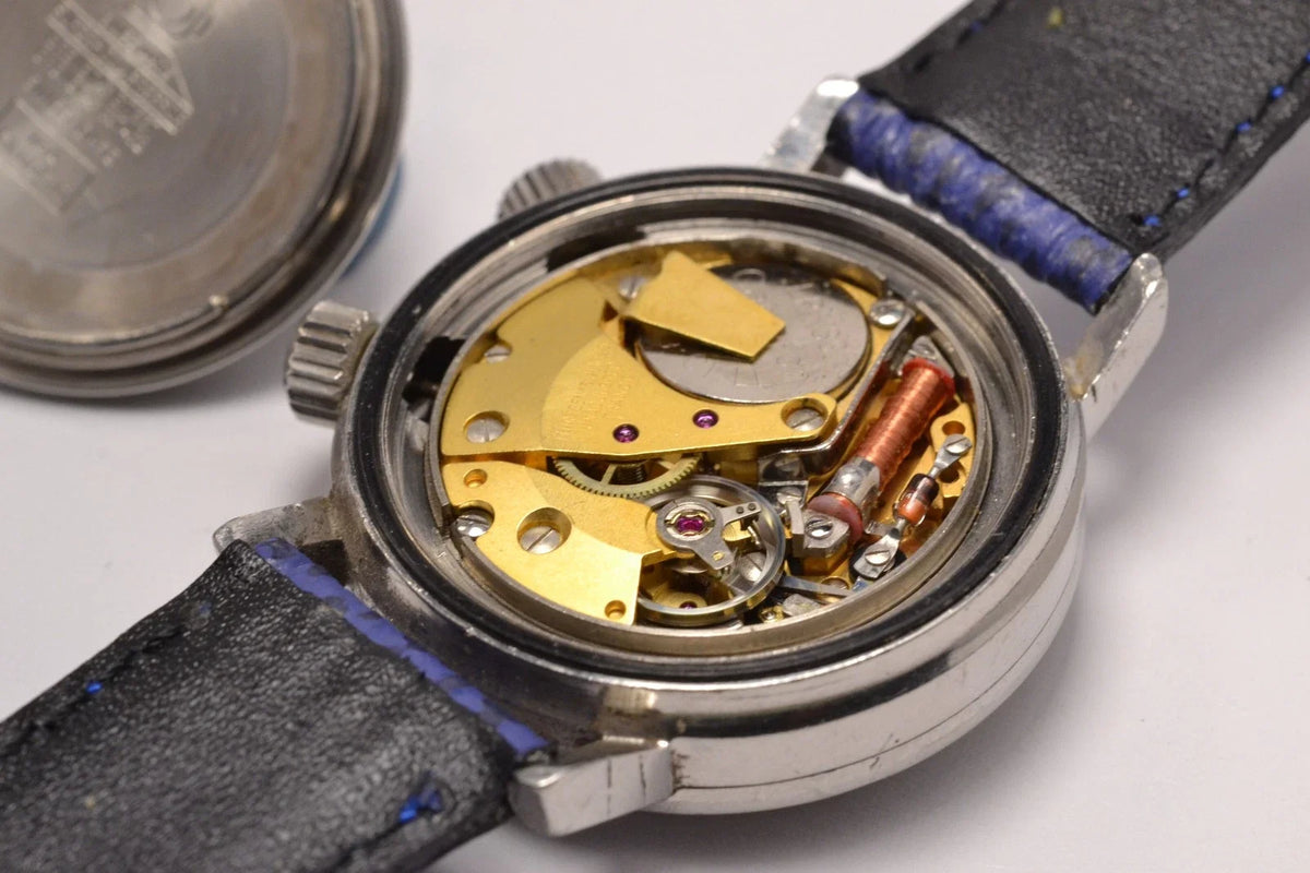 MONTRE ANCIENNE LIP NAUTIC SKI COMPRESSOR R184 1967 FRENCH STAINLESS STEEL WATCH