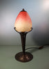 Lampe en fer forgé tulipe pâte de verre. Signé Schneider