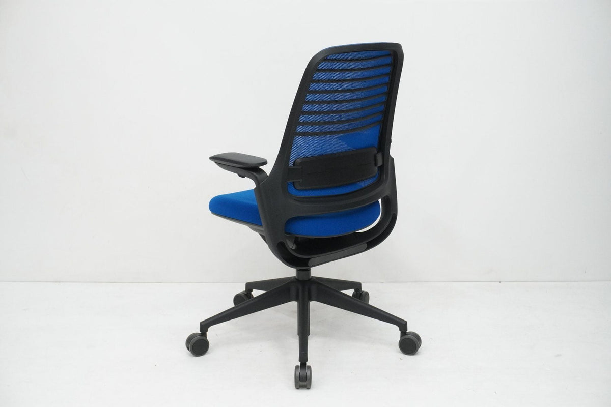 Steelcase Series 1 - siège de bureau pivotant ergonomique à dossier en résille