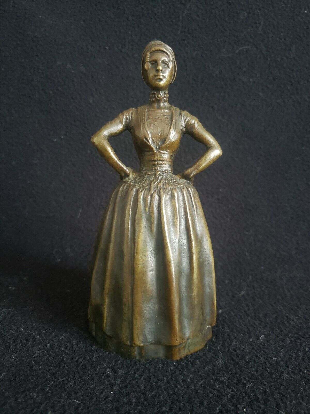 Sculpture en bronze la zélandaise