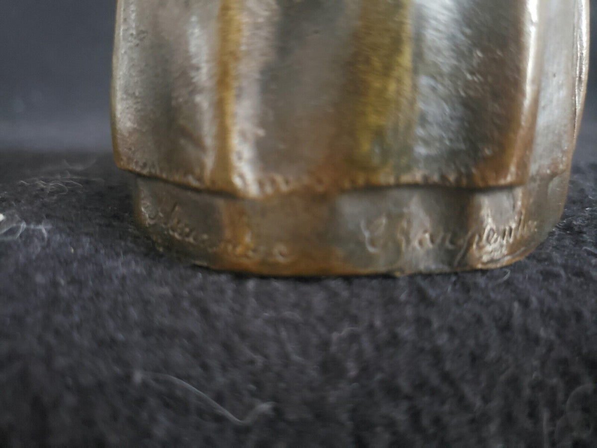 Sculpture en bronze la zélandaise