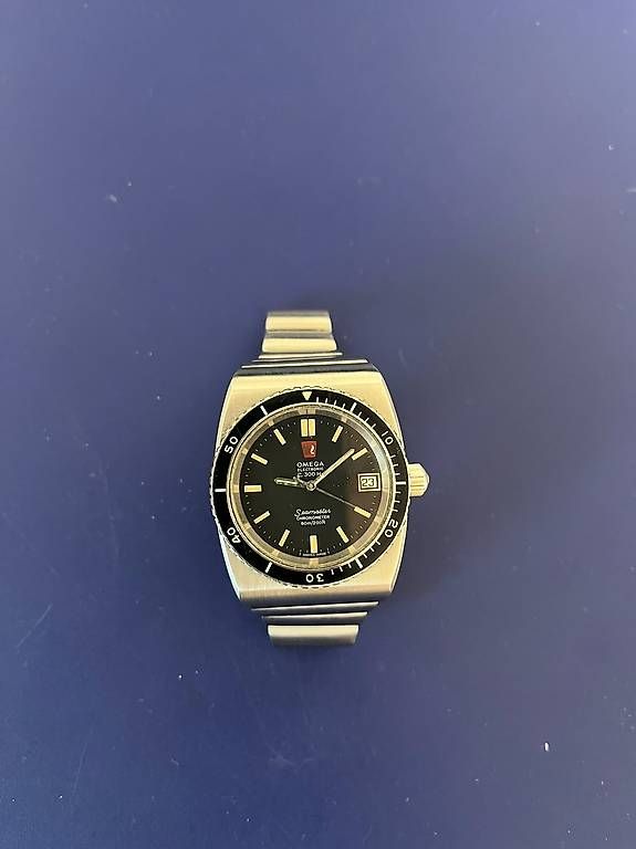 Montre Omega Seamaster avec mouvement électronique haute fréquence 300 Hz