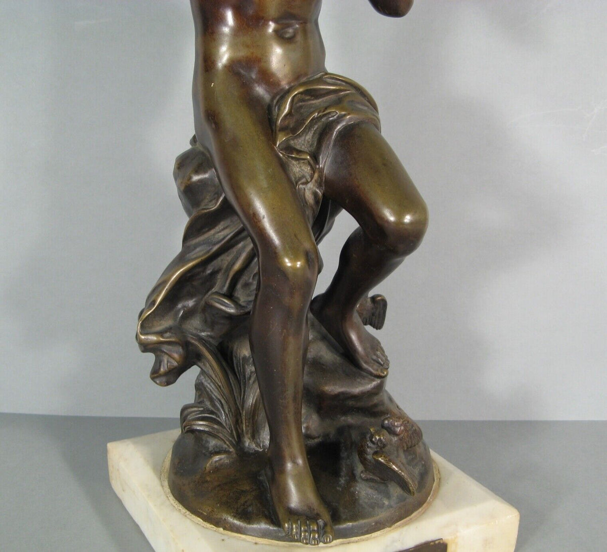 Sculpture en bronze joueur de flute