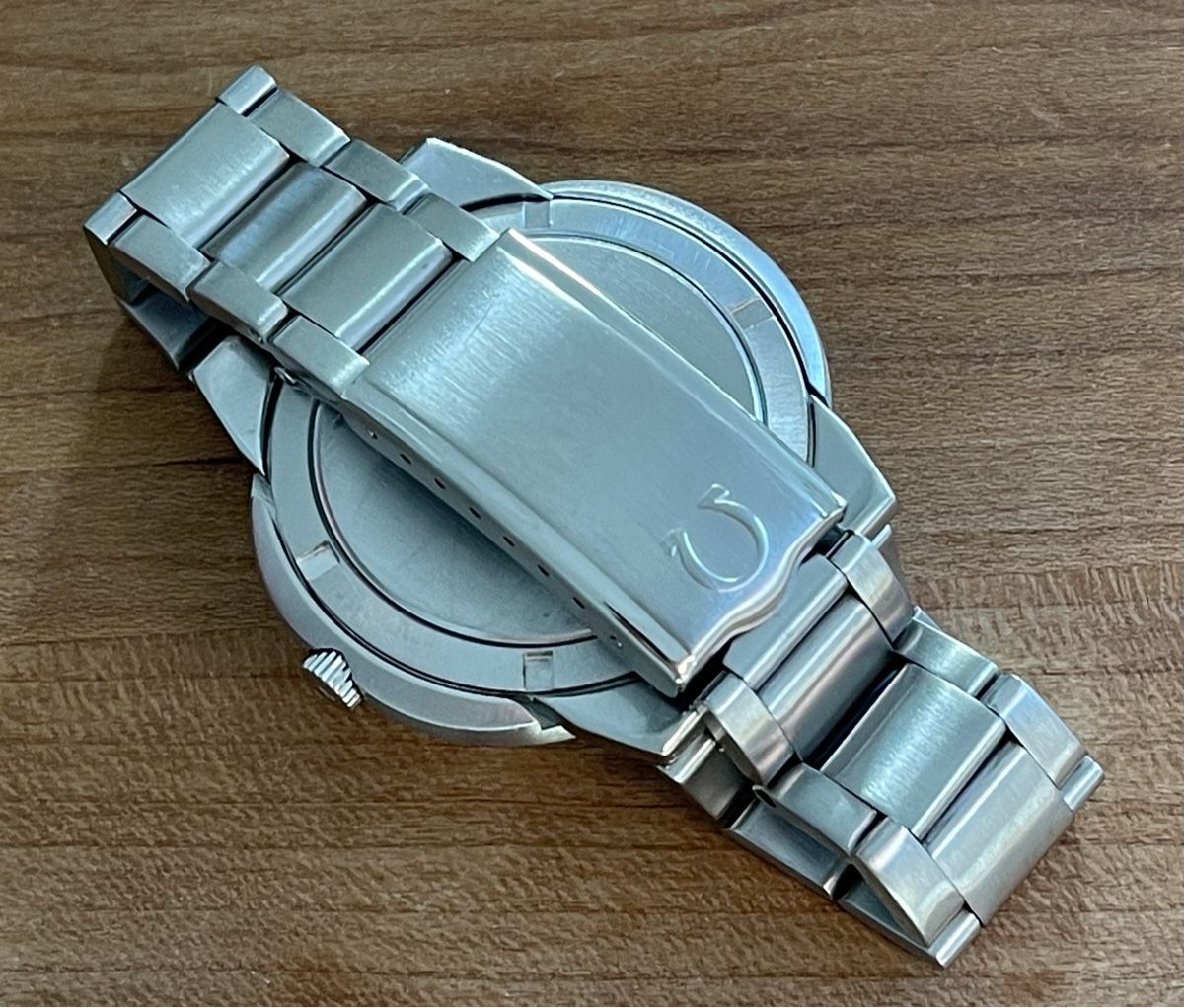 Montre Omega Genève Dynamic Automatic Day-Date de 1969