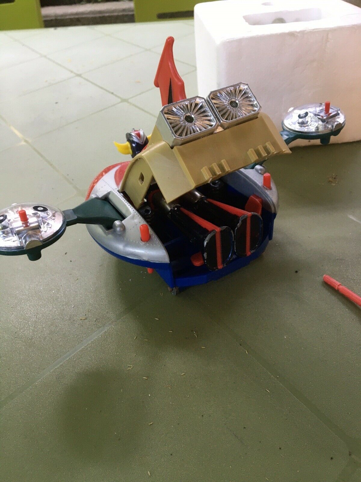 Goldorak soucoupe
